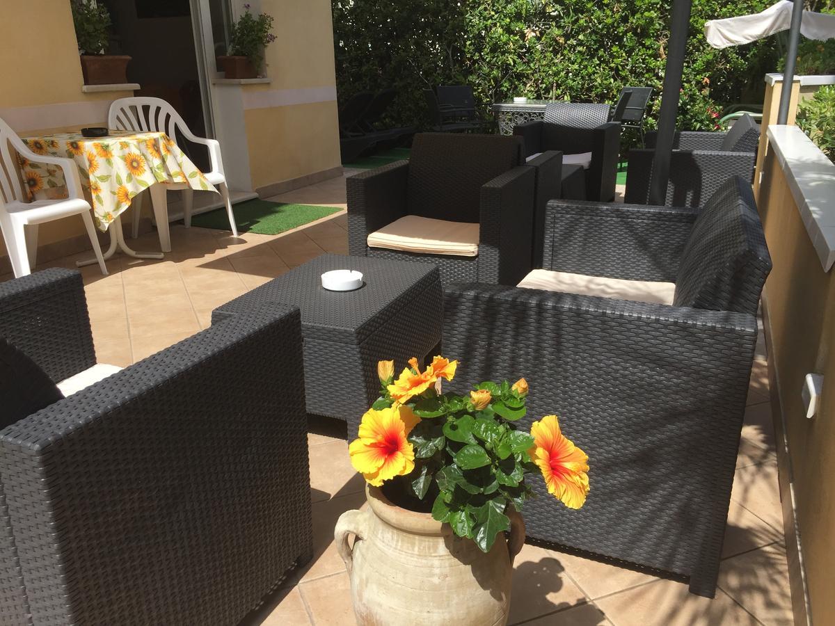 Hotel Monti Riccione Exterior foto